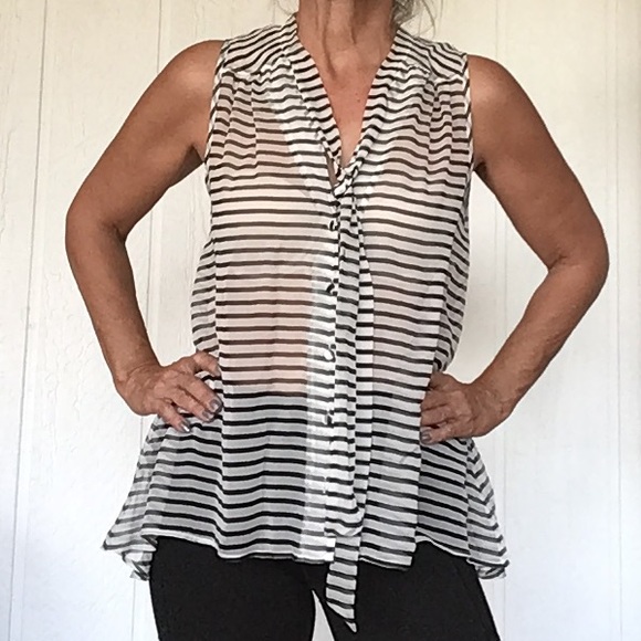ELIZABETH AND JAMES SILK STRIPED SLEEVELESS TOP SIZE SMALL - Picture 5 of 11